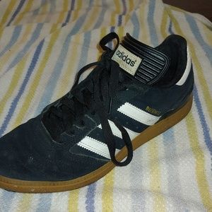 Adidas (Busenitz)